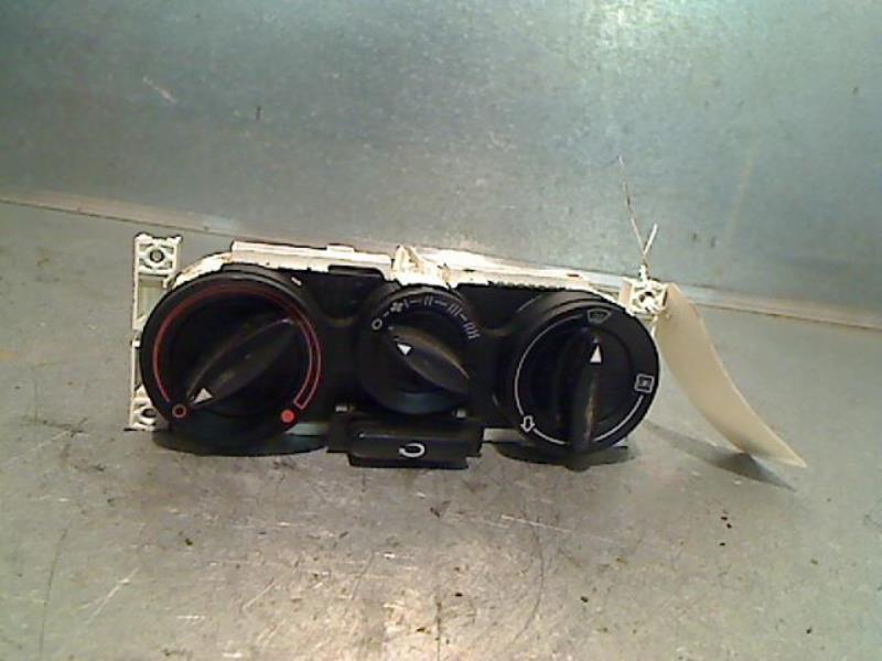 Commande chauffage AUDI A3 Diesel - 1