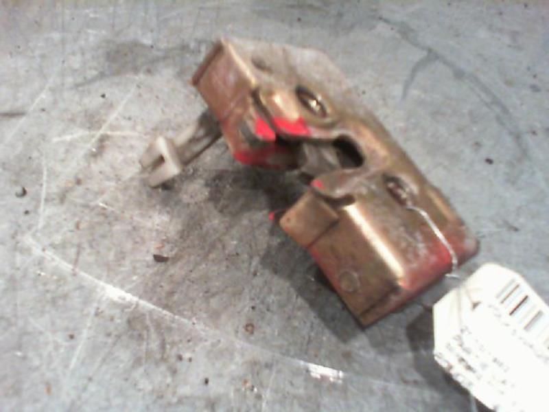 Serrure avant droit VOLKSWAGEN GOLF Essence - 1