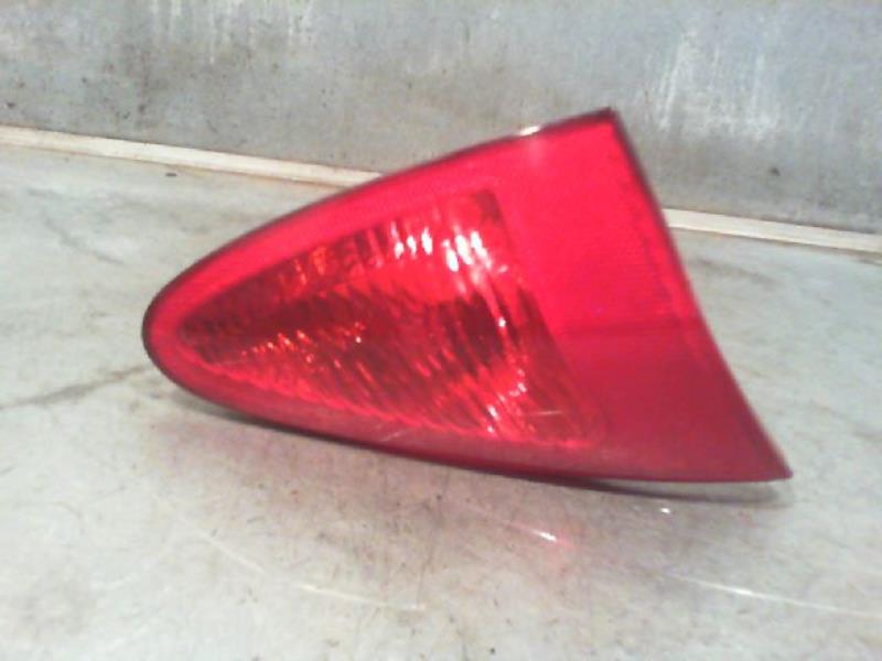 Feu arriere secondaire gauche (feux) ALFA ROMEO 147 Essence - 1
