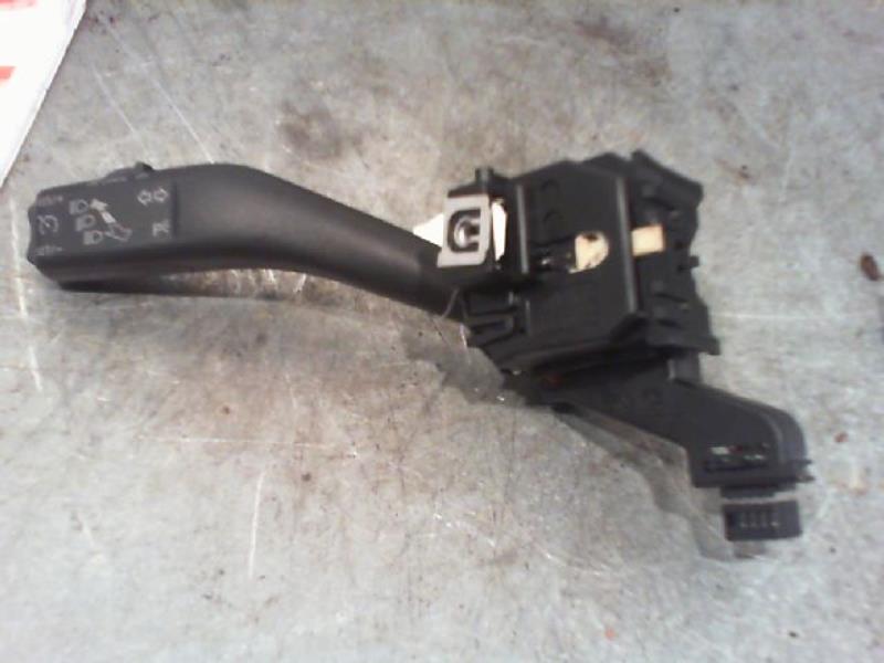 Commodo phare VOLKSWAGEN GOLF Essence - 1