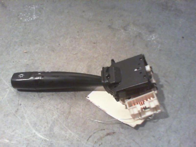 Commande de phare TOYOTA COROLLA Essence - 1