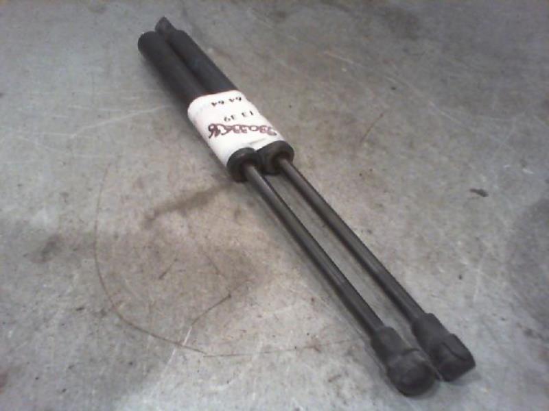 Verin de capot BMW SERIE 3 Essence - 1