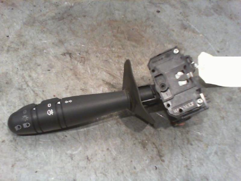 Commodo phare RENAULT CLIO Essence - 1