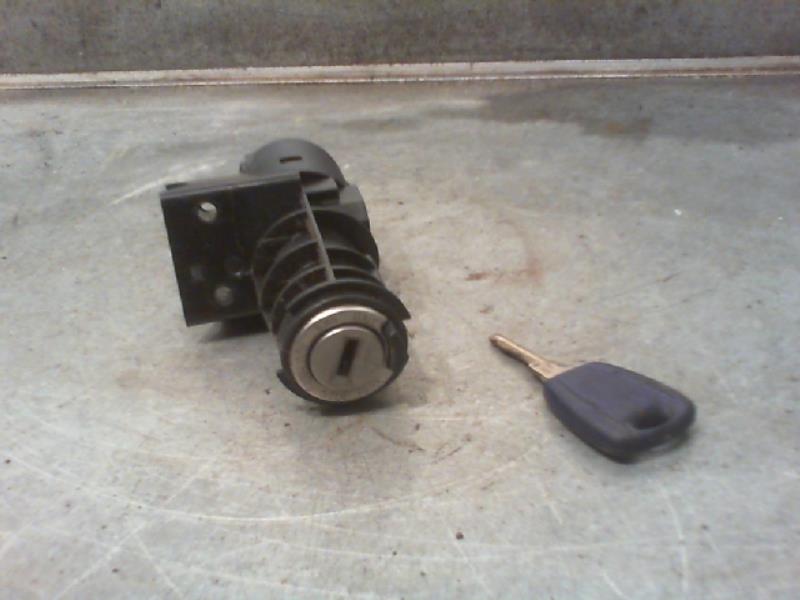 Antivol de direction FIAT PUNTO Essence - 1