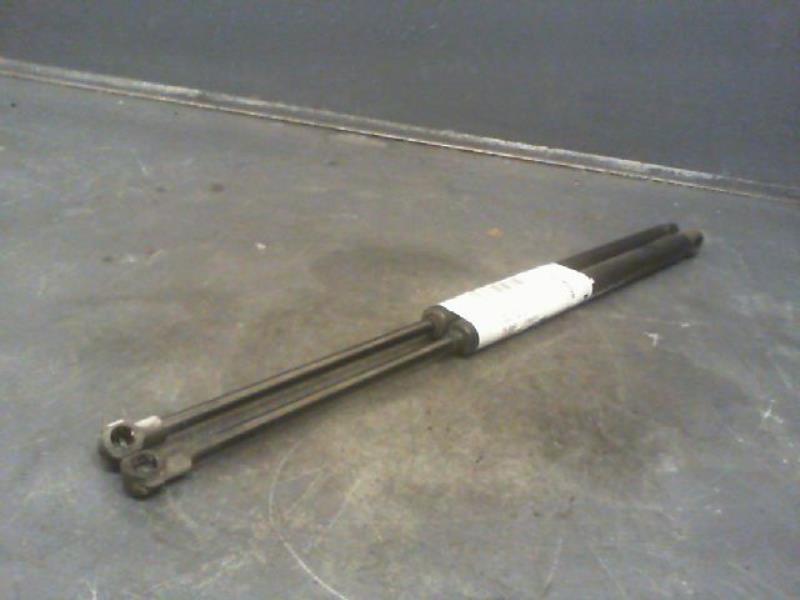 Verin de coffre ALFA ROMEO MITO Diesel - 1