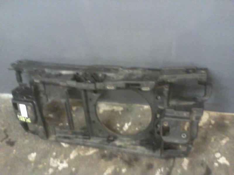 Face avant VOLKSWAGEN POLO Essence - 1
