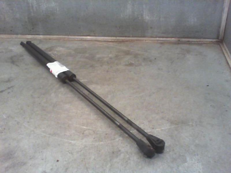 Verin de coffre RENAULT R5 Essence - 1