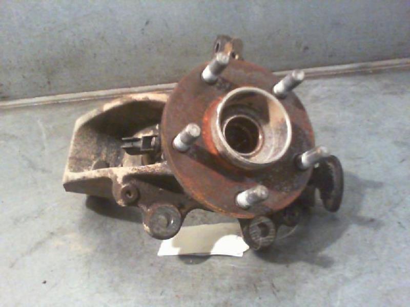Moyeu avant gauche FORD FOCUS Diesel - 1