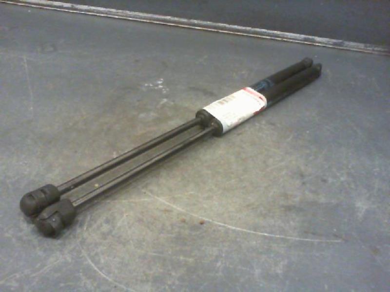 Verin de coffre RENAULT CLIO Diesel - 1