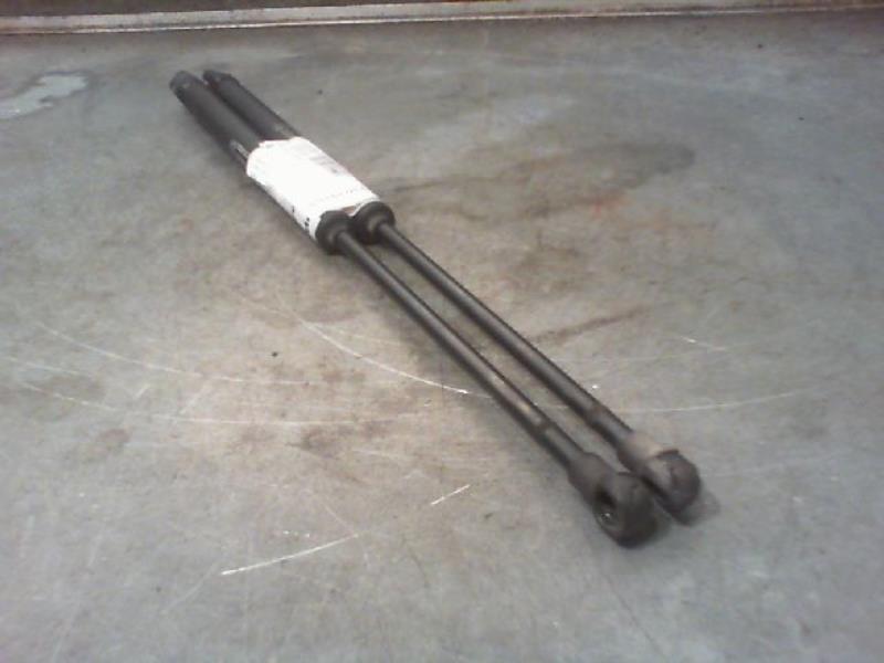 Verin de coffre ALFA ROMEO 147 Diesel - 1