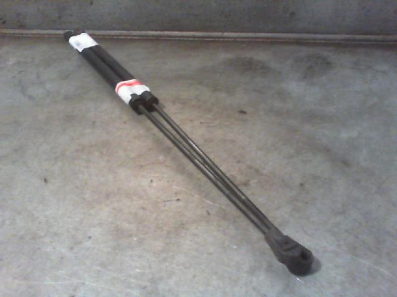 Verin de coffre RENAULT R5 Essence - 1