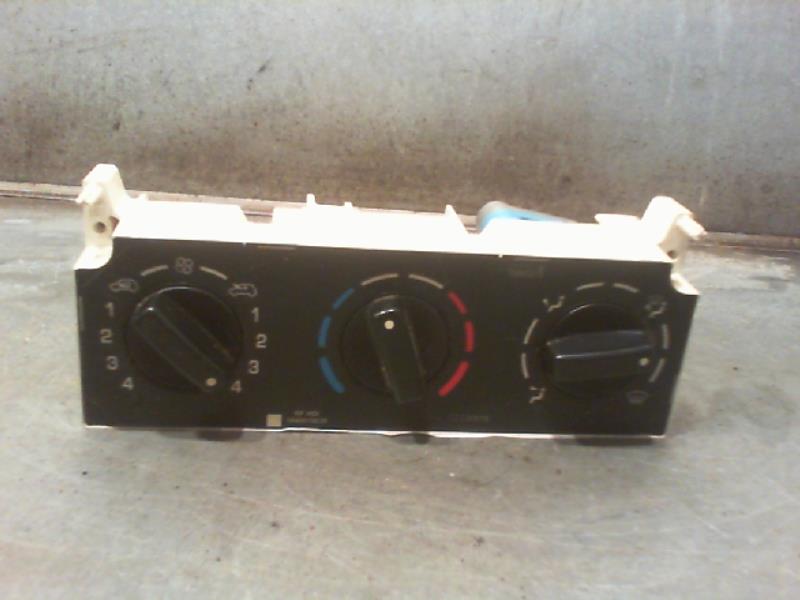 Commande chauffage PEUGEOT PARTNER Diesel - 1