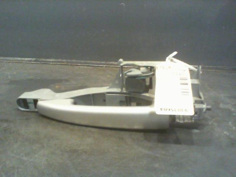 Poignee porte avant gauche CITROEN C4 Diesel - 1