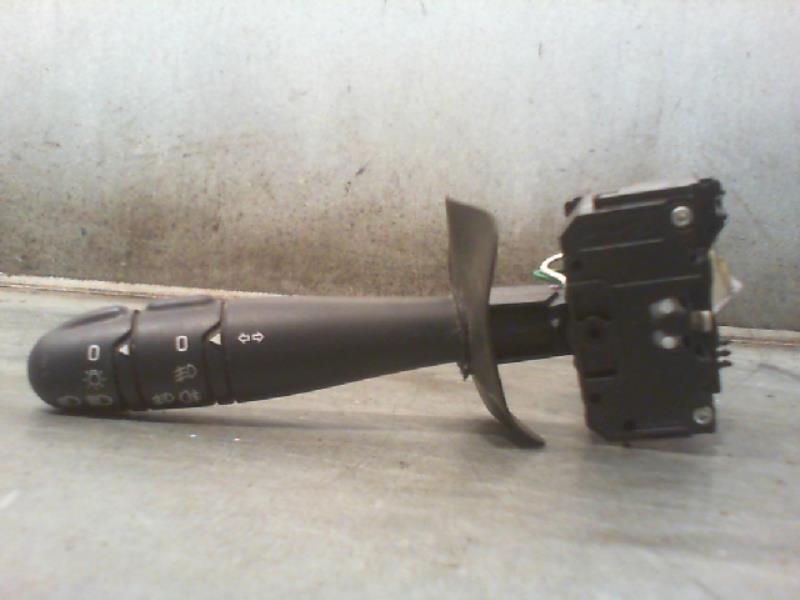 Commodo phare RENAULT CLIO Essence - 1