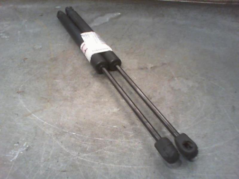 Verin de coffre VOLKSWAGEN GOLF Diesel - 1
