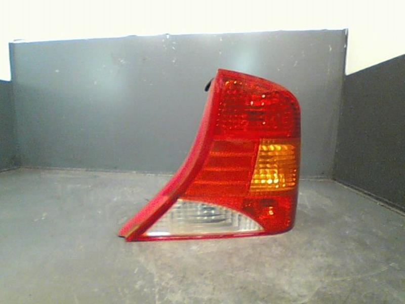 Feu arriere principal droit (feux) FORD FOCUS Essence - 1