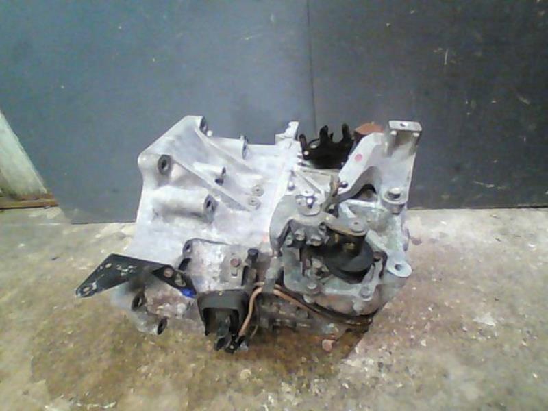 Boite de vitesses MAZDA MAZDA5 Diesel - 1