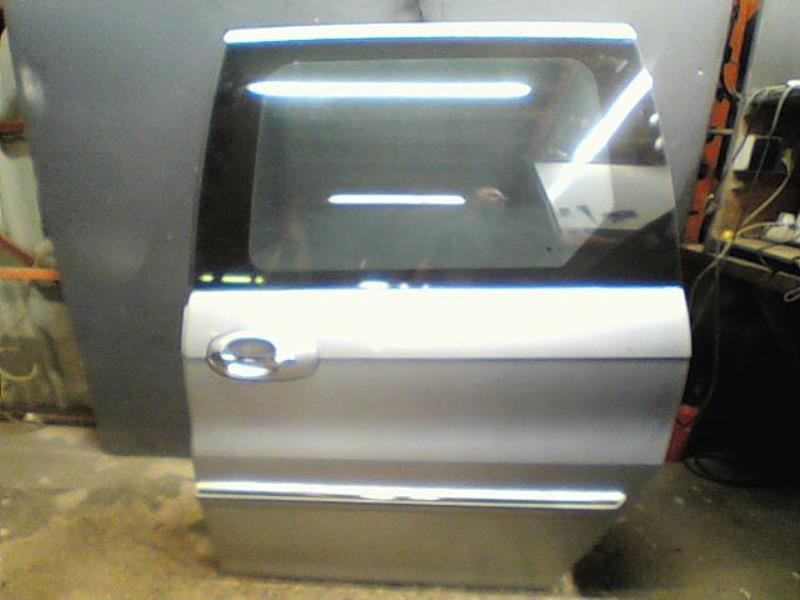 Porte laterale gauche KIA CARNIVAL Diesel - 1