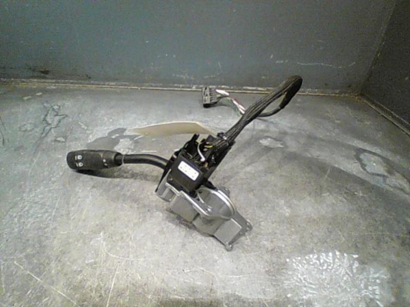Commodo d'essuie glaces MERCEDES E300 Diesel - 1