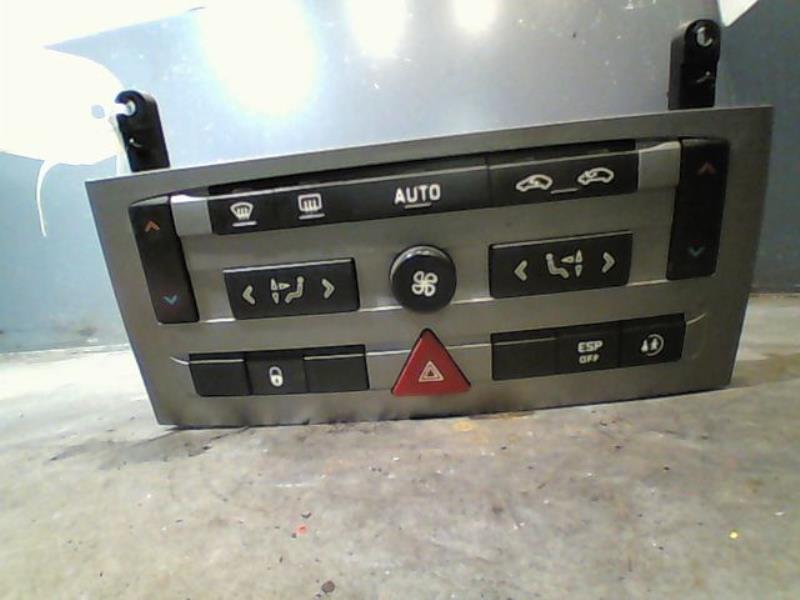 Commande chauffage PEUGEOT 407 Diesel - 1