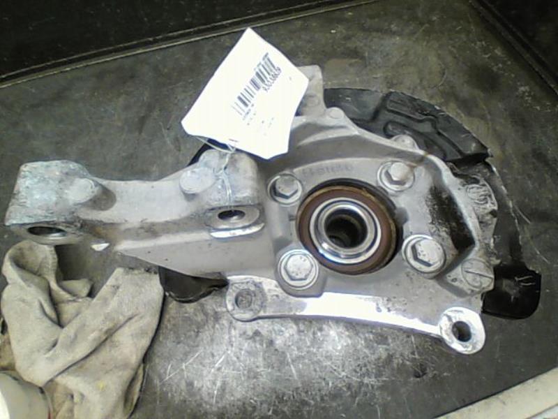 Moyeu avant droit VOLVO S60 Diesel - 1