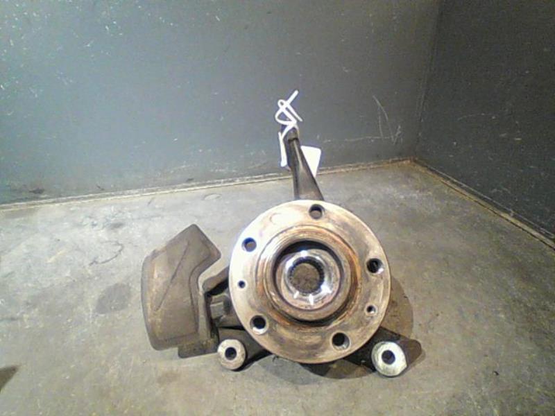 Moyeu avant gauche CITROEN C6 Diesel - 1