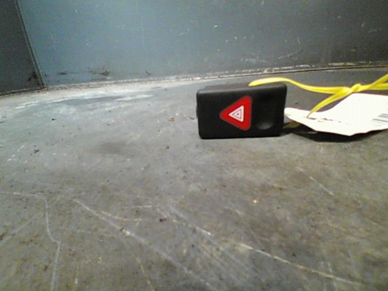 Bouton de warning FORD GALAXY Essence - 1