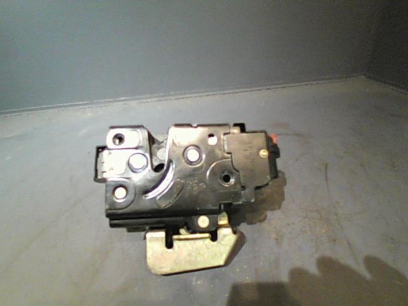 Serrure avant droit AUDI A4 Diesel - 1