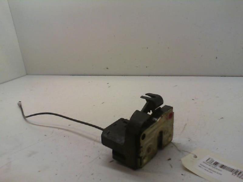 Serrure avant droit RENAULT SCENIC I Essence - 1