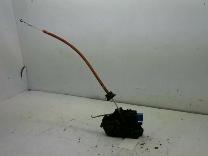 Serrure avant gauche AUDI A3 II Diesel - 1