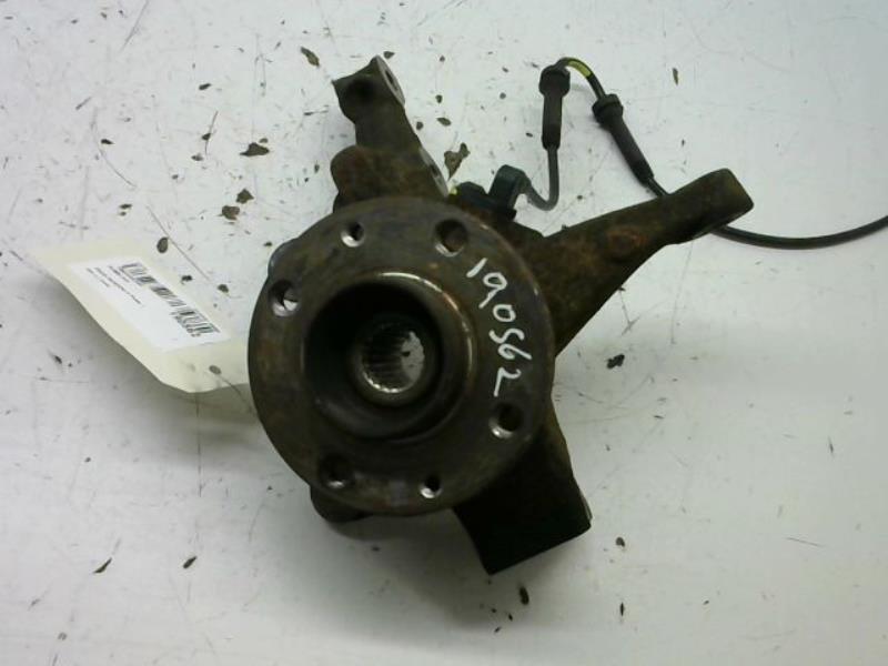 Fusee avant gauche DACIA SANDERO II Essence - 1