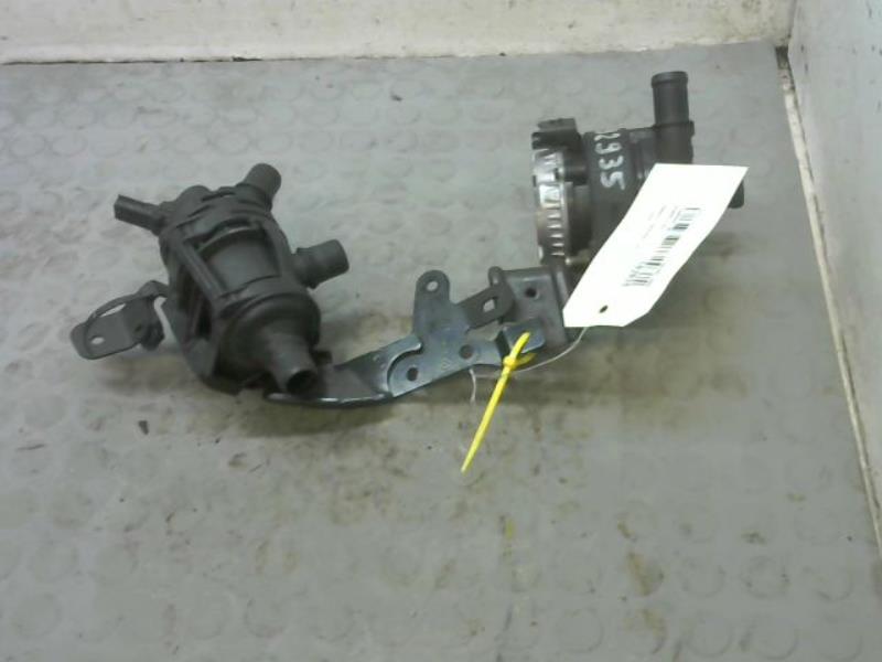 Pompe à eau RENAULT MEGANE IV Diesel - 1
