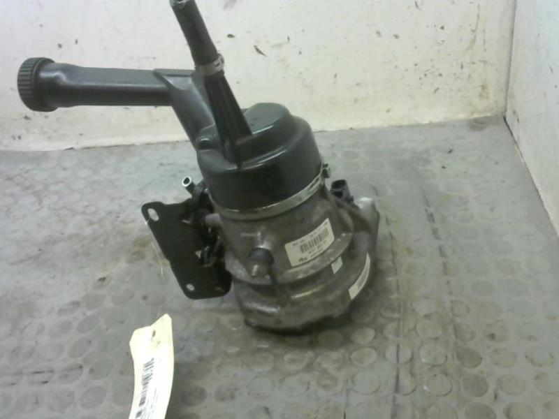 Pompe de direction PEUGEOT 308 I Diesel - 1