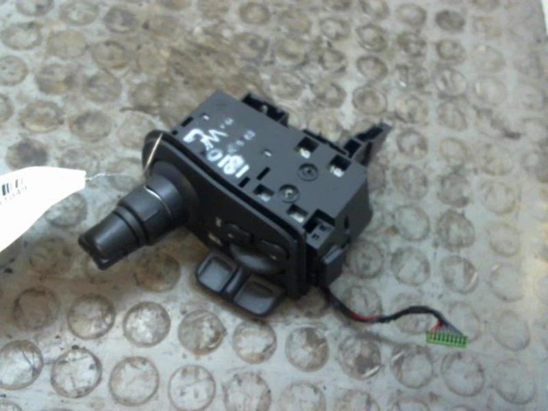 Commodo d'essuie glaces RENAULT SCENIC II Diesel - 1
