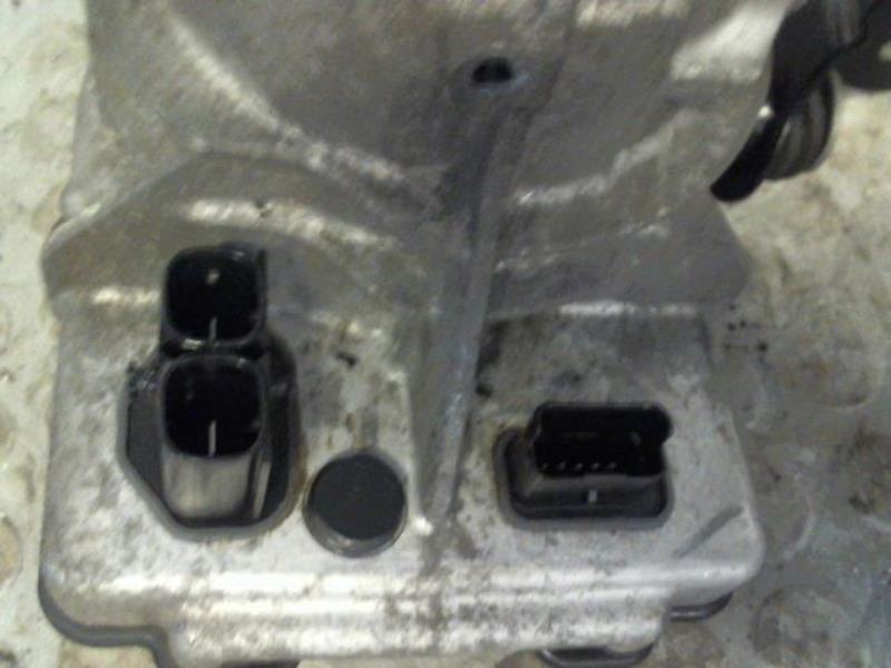 Pompe de direction CITROEN C4 PICASSO I Diesel - 1
