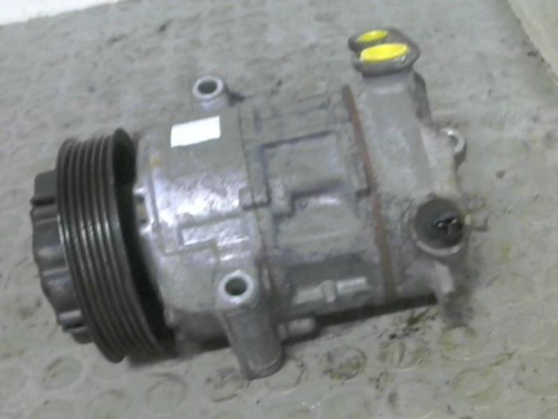 Compresseur clim OPEL CORSA IV Diesel - 1