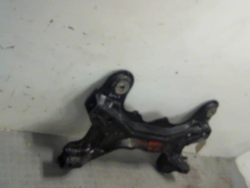 Berceau avant SEAT LEON I Essence - 1