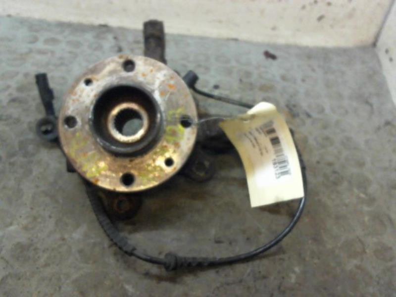 Fusee avant droit RENAULT TWINGO II Essence - 1