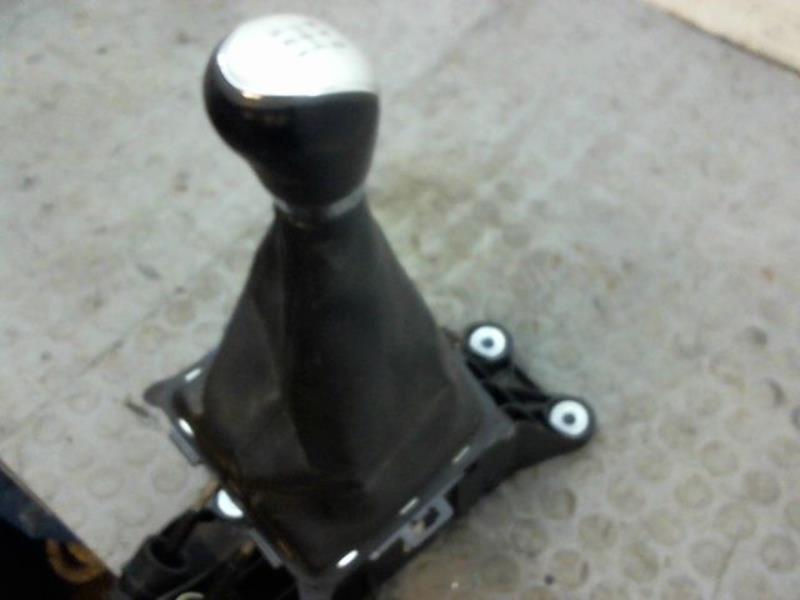 Levier de vitesses FORD FIESTA VI Diesel - 1
