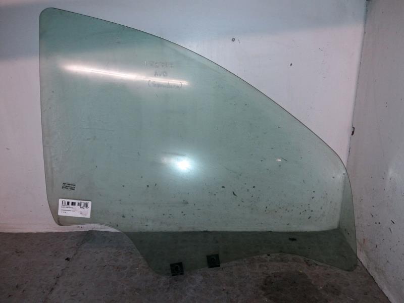 Vitre avant droit DACIA SANDERO I Diesel - 1