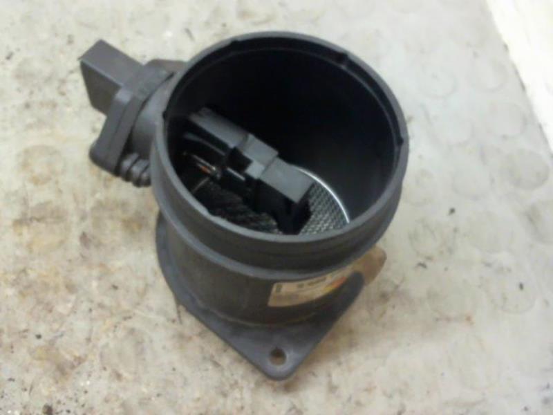 Debitmetre AUDI A3 II Essence - 1