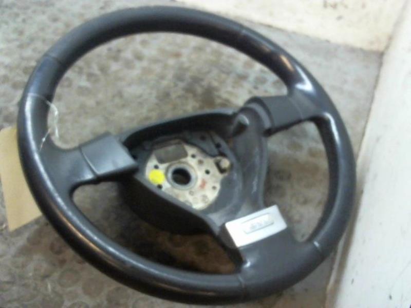 Volant VOLKSWAGEN GOLF V Diesel - 1