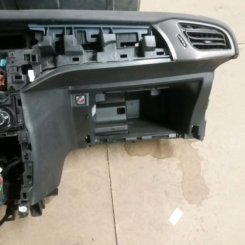 Planche de bord complete CITROEN C3 II Diesel - 1