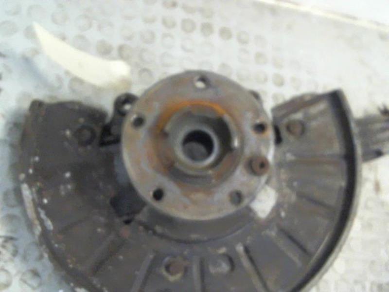 Fusee avant gauche PORSCHE CAYENNE I Essence - 1