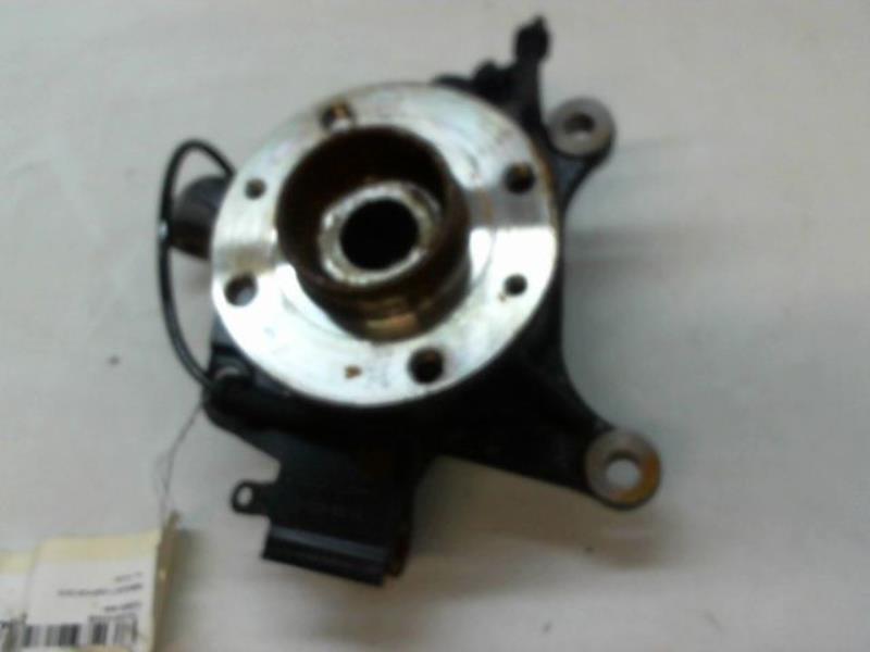 Fusee avant droit RENAULT CAPTUR Essence - 1