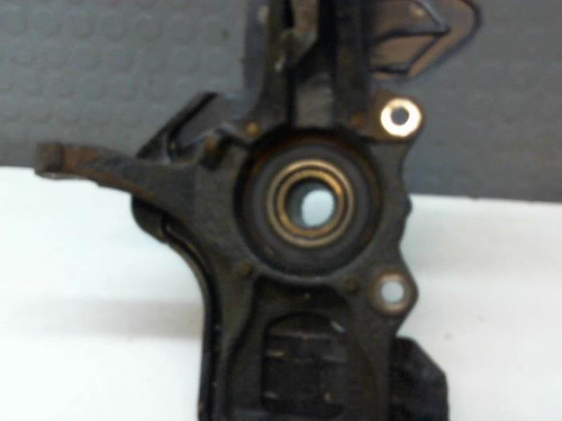 Fusee avant gauche ALFA ROMEO ALFA GT Diesel - 1
