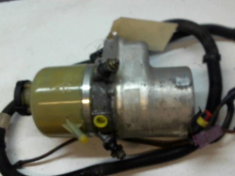 Pompe de direction OPEL ZAFIRA I Diesel - 1