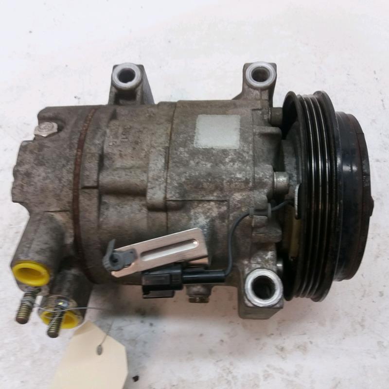 Compresseur clim NISSAN 350Z Essence - 1