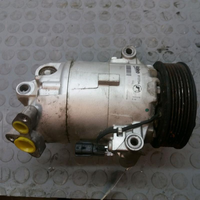 Compresseur clim RENAULT SCENIC II Diesel - 1