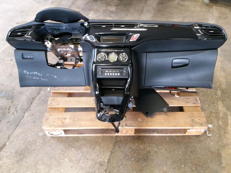 Planche de bord complete CITROEN DS3 Essence - 1